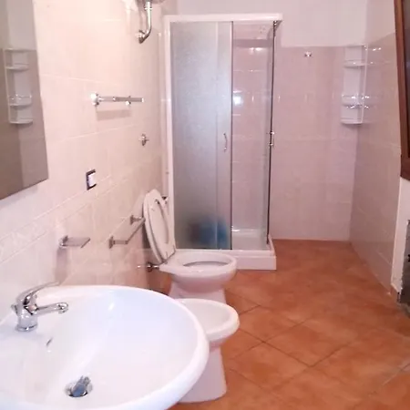 With One Bedroom In With Shared Pool Enclosed Garden And Wifi 700 M From The Beach * Cardedu