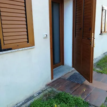 With One Bedroom In With Shared Pool Enclosed Garden And Wifi 700 M From The Beach